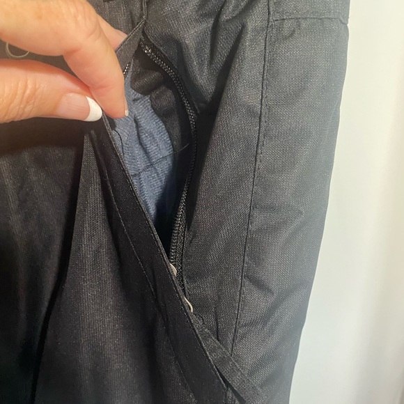 ARCTIX - INSULATED WOMENS SNOW PANTS-
⭐️LIKE NEW women’s size S LIKE NEW⭐️ - Picture 3 of 8